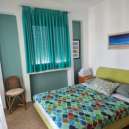 Asteris Sea View House דירה חניוטי